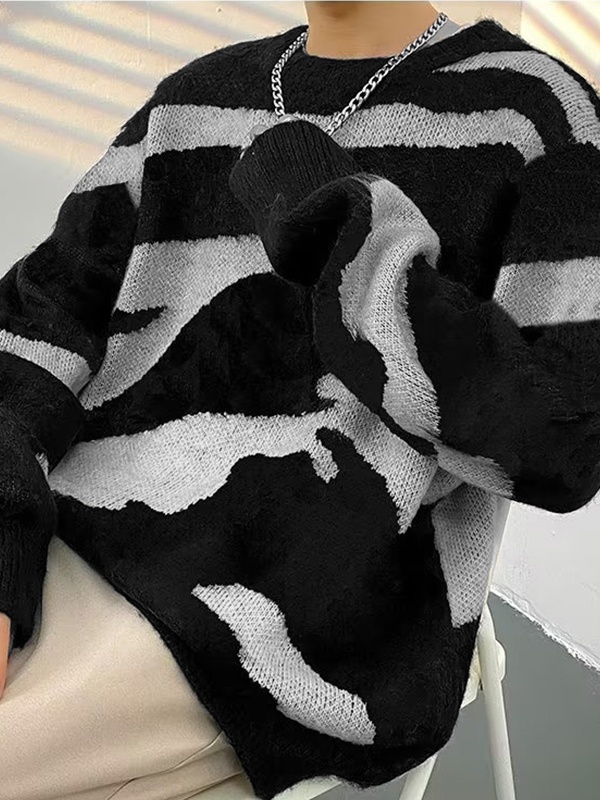 Men's Contrast Color Irregular Stripe Sweater-3