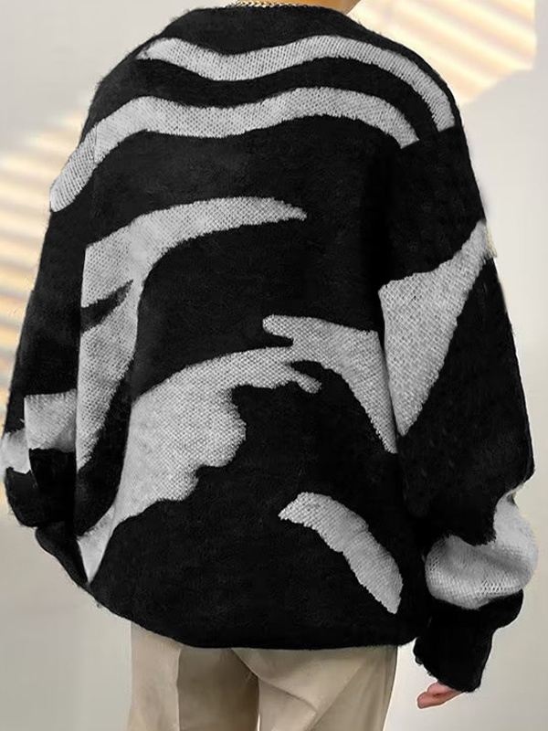 Men's Contrast Color Irregular Stripe Sweater-1