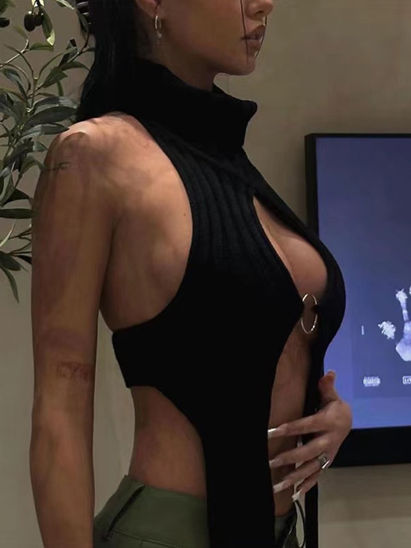 Cutout Metal Ring Slit Backless Knit Tank Top-1